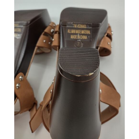 C Comfort Womens Sandals size 7M Brown Studded Open Toe Chunky Heel Ankle Strap - Picture 5 of 9